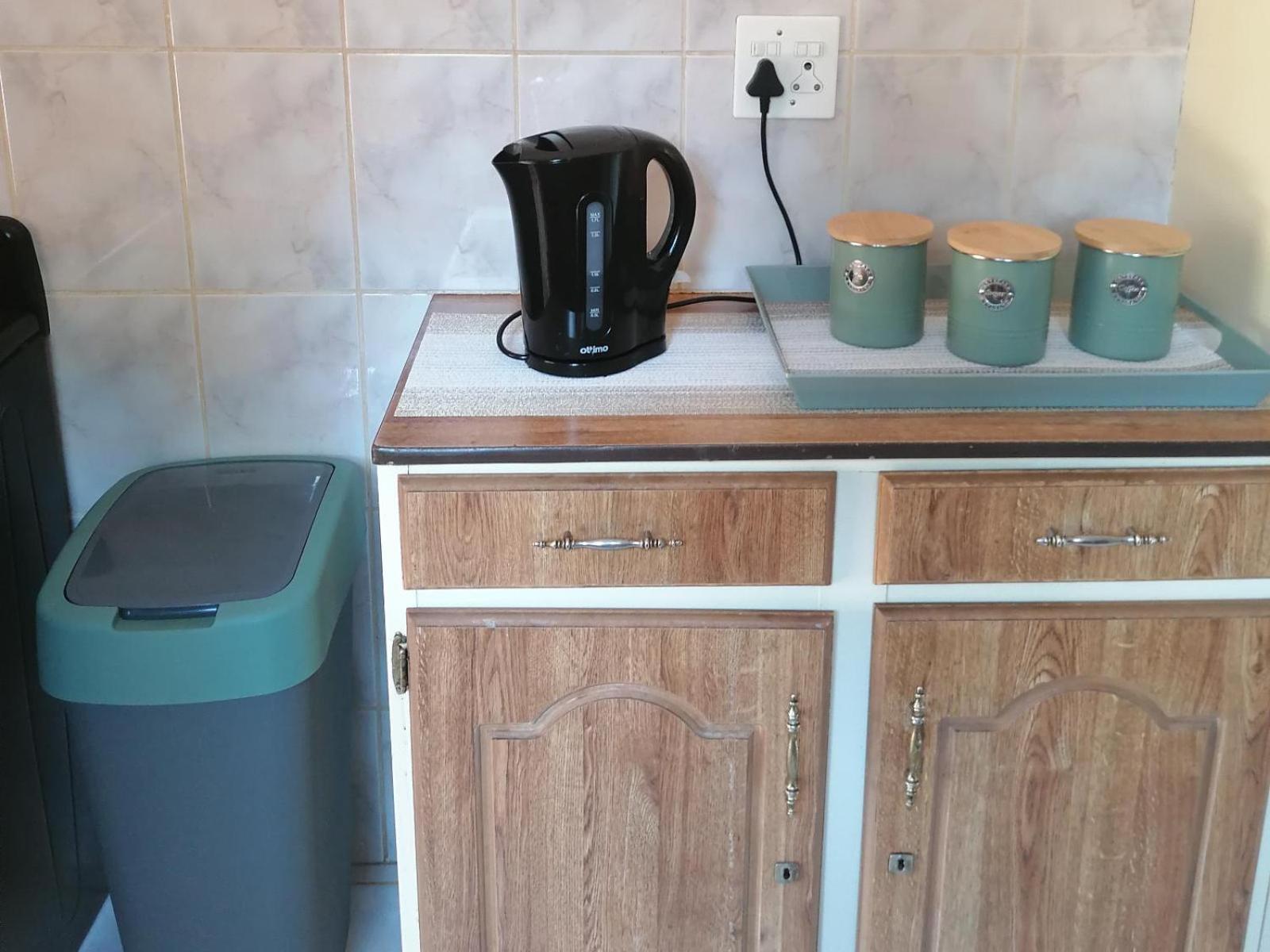 Kettle Guest Lodge Rustenburg Bagian luar foto